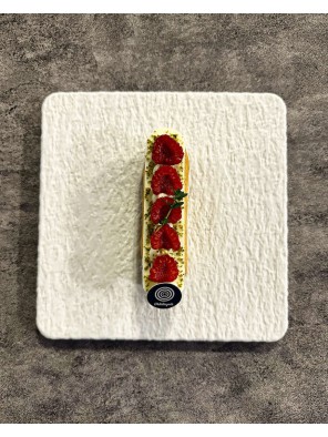 草莓大黃。閃電泡芙 No.2 