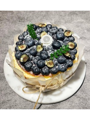 藍莓。巴斯克芝士蛋糕